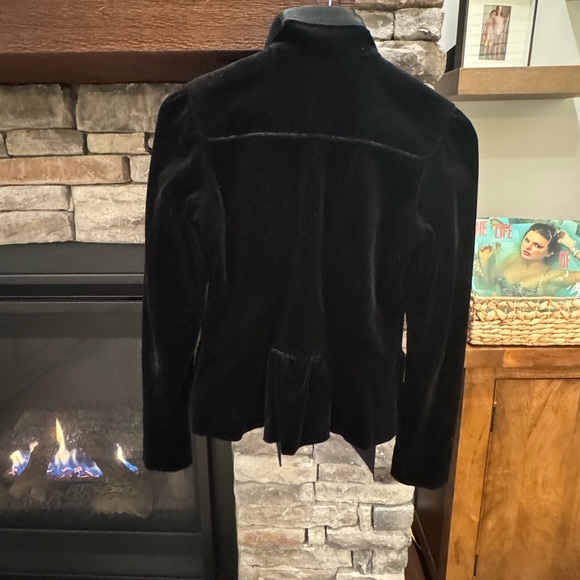 Diane Von Furstenberg Black Velvet Jacket with Bow - Size 2 - Picture 4 of 10